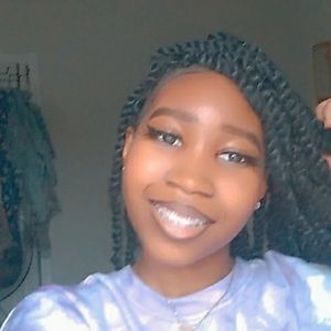 Meet your Posher, Ericka gnan